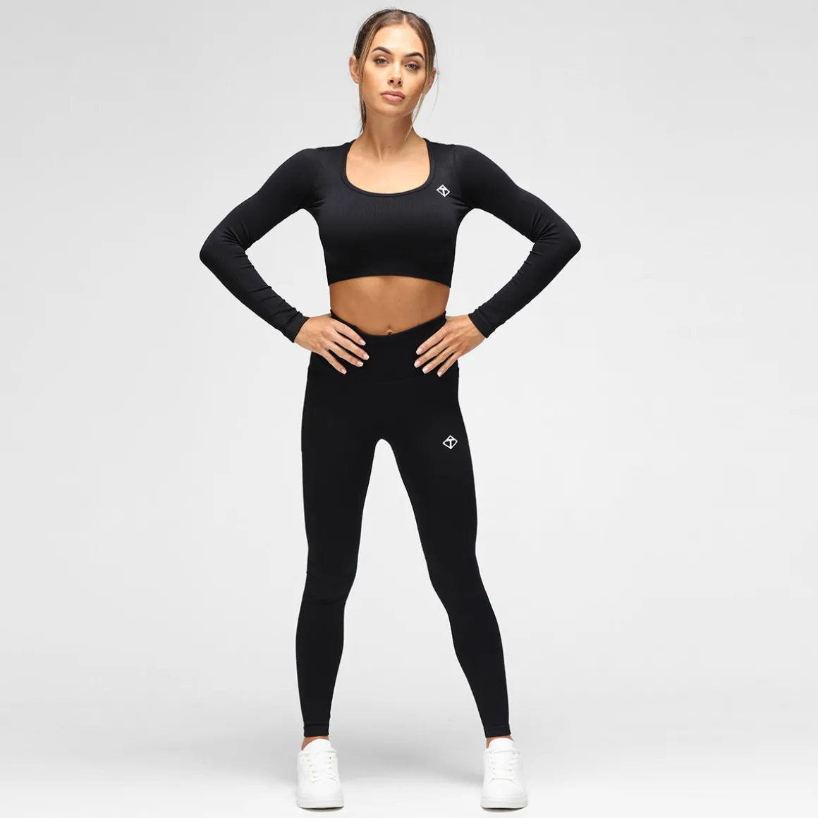 Black Ribbed Seamless Long Sleeved Crop Top