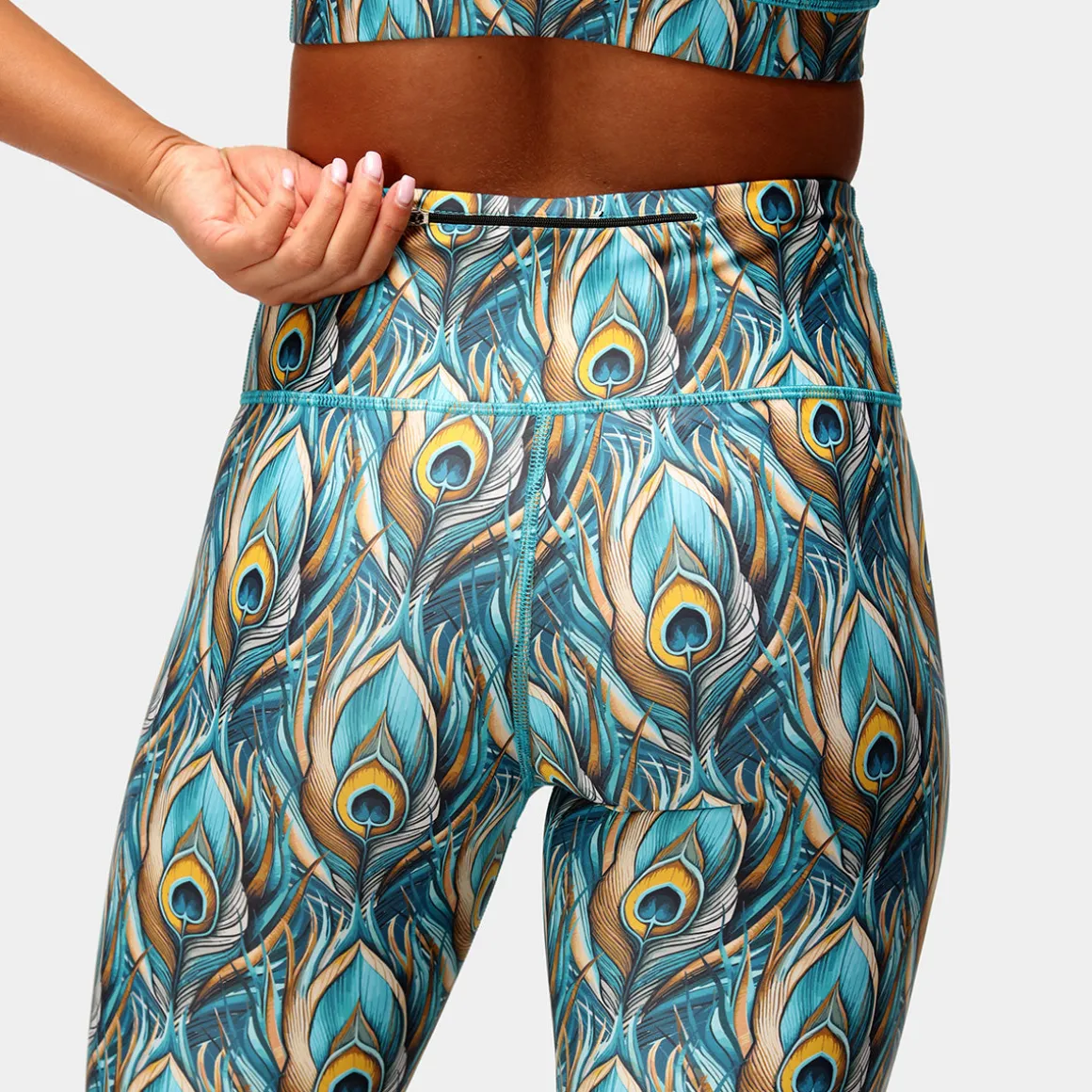 Pretty In Peacock Capri